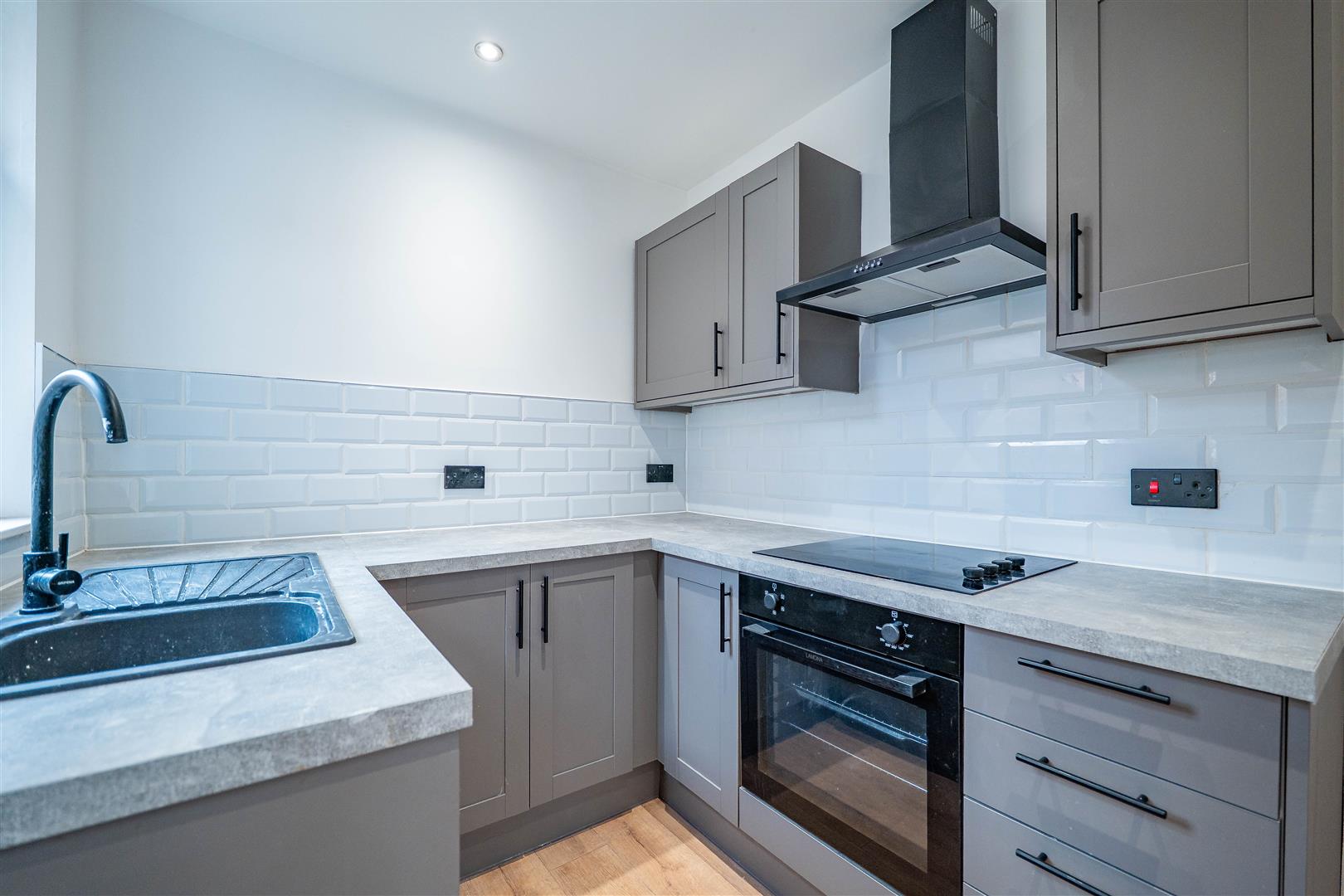 2 bed property in Church Street, Preston